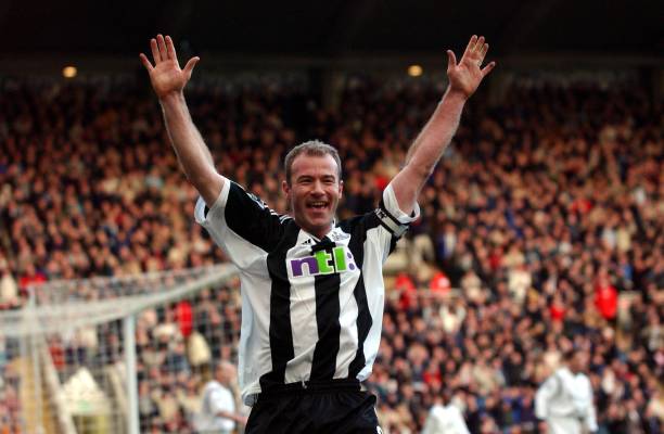 10 Greatest Soccer Players Who Wore the Number 9 Jersey