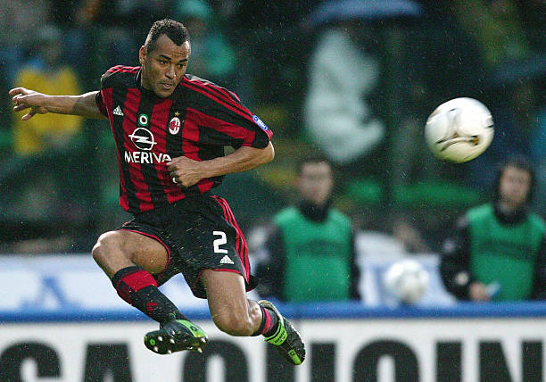 10 Greatest Soccer Players Who Wore the Number 2 Jersey