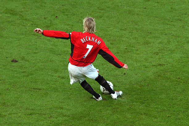 10 Greatest Soccer Players Who Wore the Number 7 Jersey