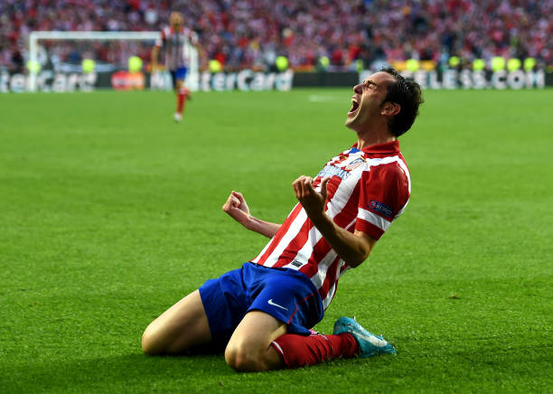 10 Greatest Soccer Players Who Wore the Number 2 Jersey