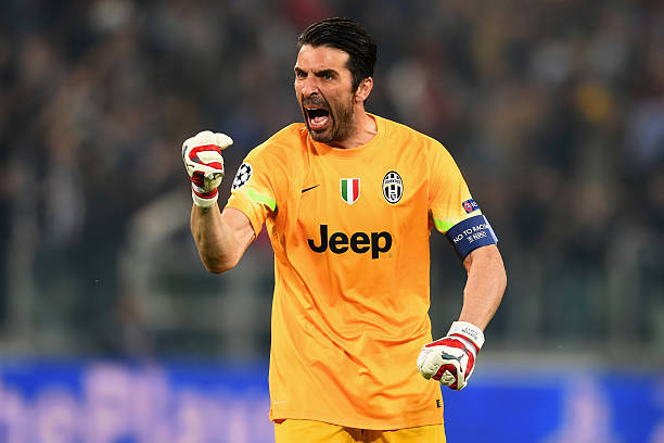 10 Greatest Soccer Players Ever to Wear the Number 1 Jersey