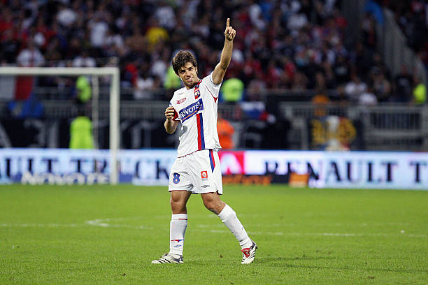 10 Greatest Soccer Players Who Wore the Number 8 Jersey