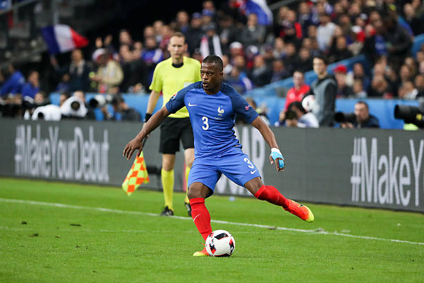10 Greatest Soccer Players Who Wore the Number 3 Jersey