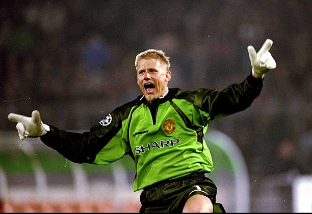 10 Greatest Soccer Players Ever to Wear the Number 1 Jersey