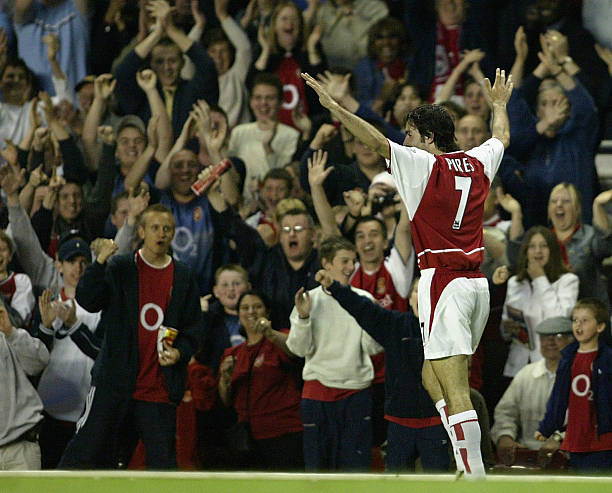 10 Greatest Soccer Players Who Wore the Number 7 Jersey