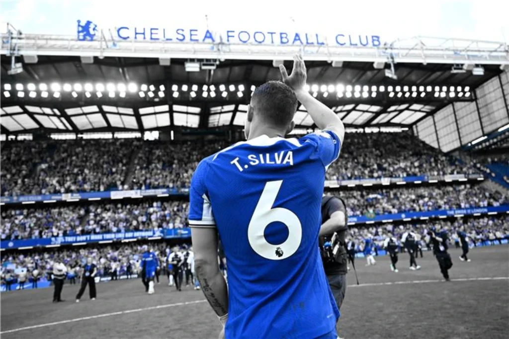 10 Greatest Soccer Players Who Wore the Number 6 Jersey