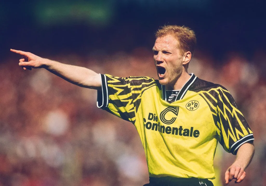 10 Greatest Soccer Players Who Wore the Number 5 Jersey