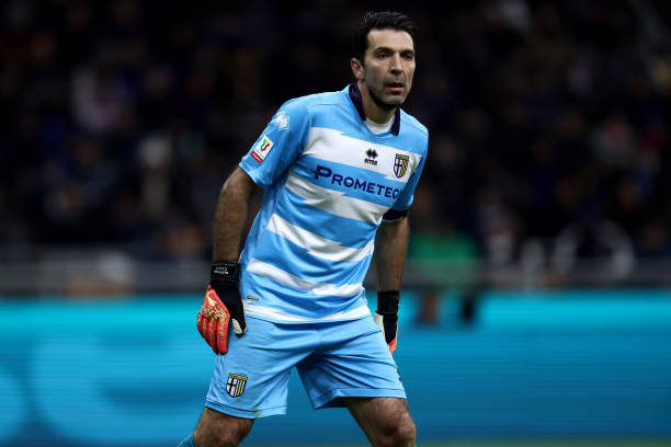 10 Football Records So Extreme They May Never Be Broken