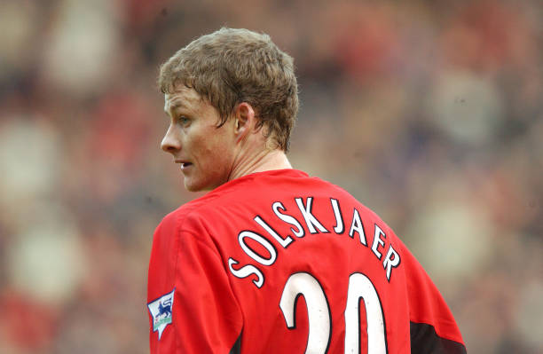 Top Famous Soccer Players With The Number 20 Jersey