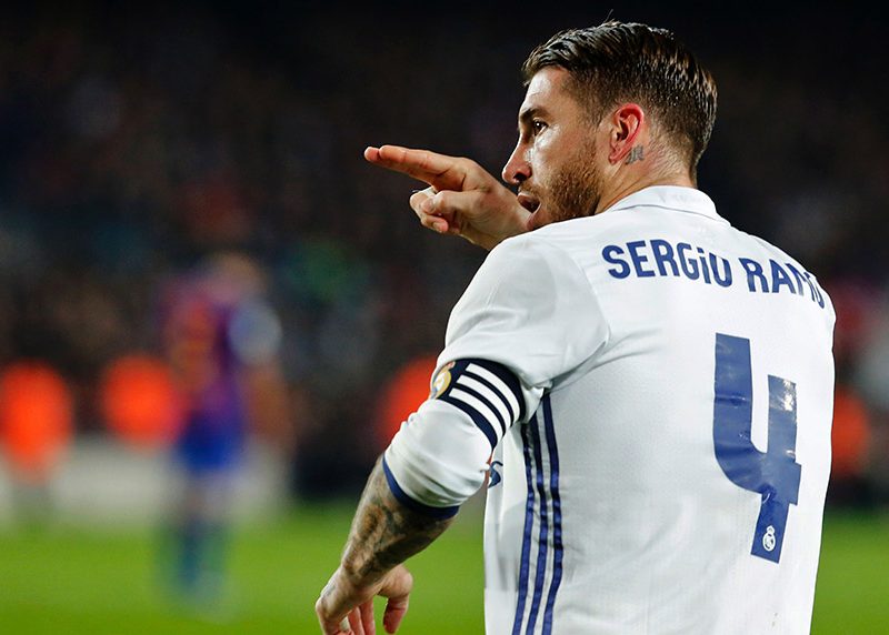 10 Greatest Soccer Players Who Wore the Number 4 Jersey
