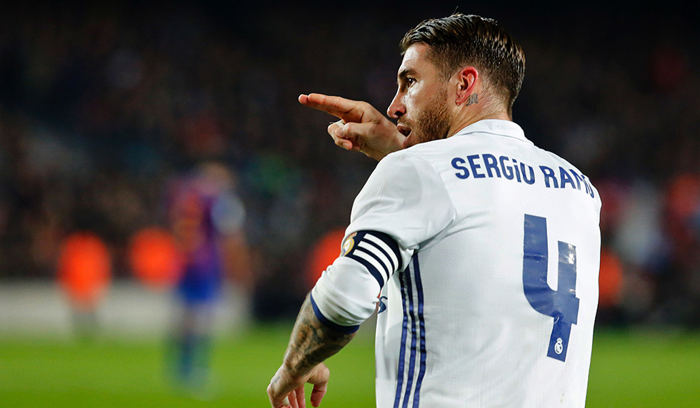 10 Greatest Soccer Players Who Wore the Number 4 Jersey