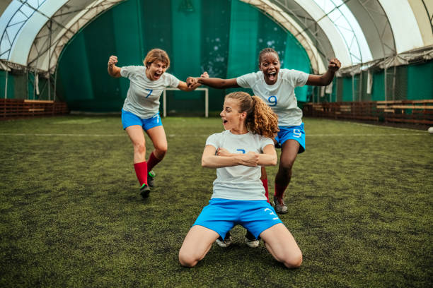 Why Do Soccer Players Slide on Their Knees? Full Explanation